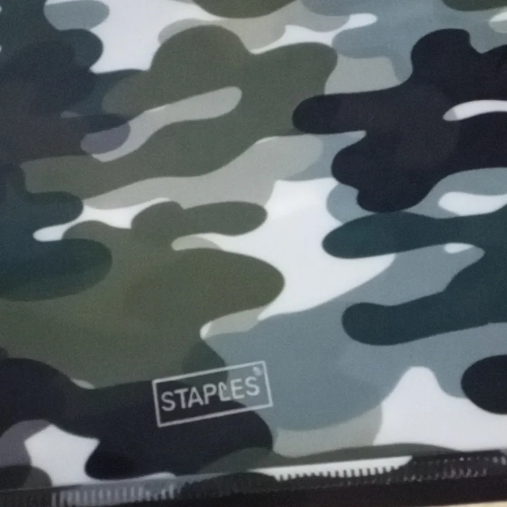 STAPLES CAMO POLY SLIDE ENVELOPES! NEW!! BUNDLE OF 10